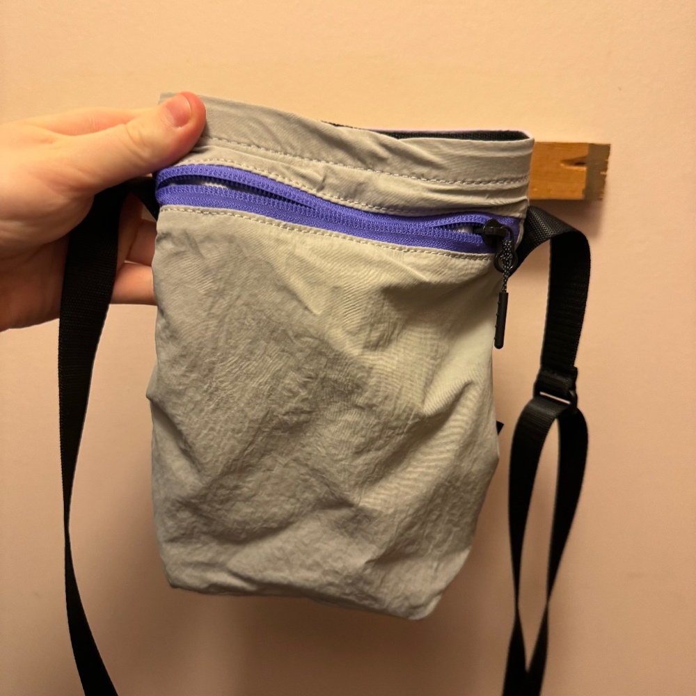 Lululemon WaterBottle Crossbody